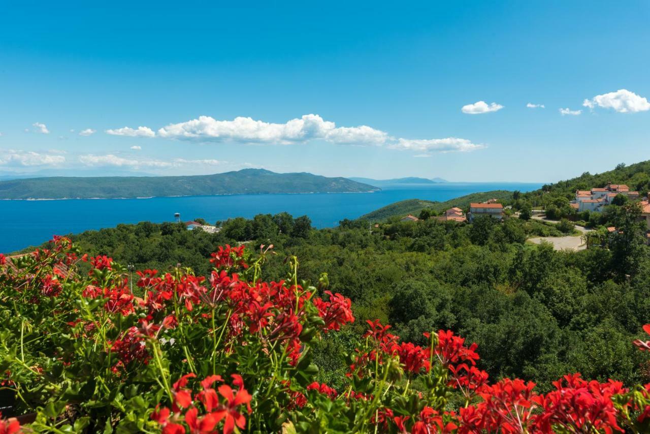 Apartman En Moscenicka Draga Exterior photo